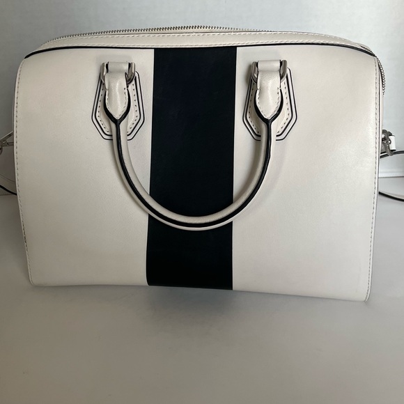 MICHAEL Michael Kors Black and White Satchel Bag - Picture 3 of 11